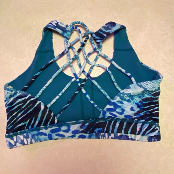 Blue animal print bra - Picture 2 of 3
